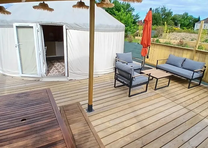 Yourte - Terracotta - Climatisee -les Belles Ouvrieres Horská chata Clermont-Creans